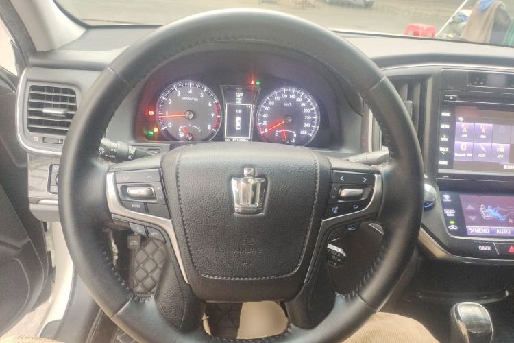 Used Toyota Crown 2015 2.0T Fashion Edition
