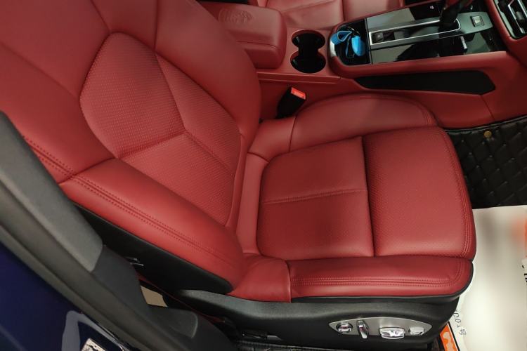 Used Porsche Macan 2022 Macan 2.0T
