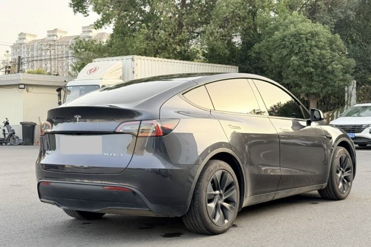 Used Tesla Model Y 2024 Rear-Wheel-Drive Version