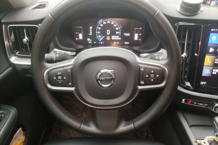 Used Volvo S60 2021 T4 Zhiyi Luxury Edition