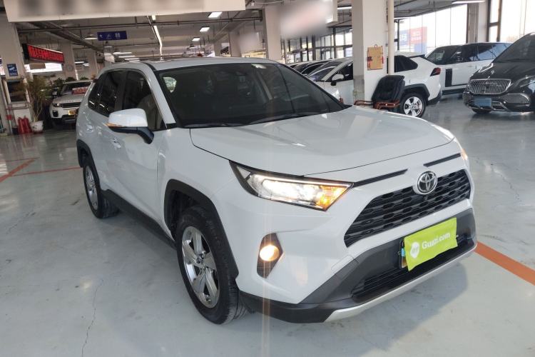 Used Toyota RAV4 2022 2.0L CVT Two-Wheel Drive Fashion Edition
