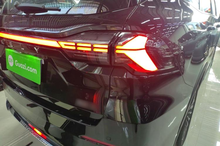 Used Geely Auto Haoyue L 2025 2.0T DCT Luxury Edition
