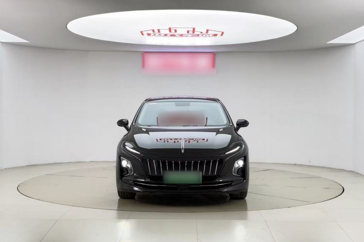 Used Hongqi E-QM5 2022 431 km Charge & Enjoy Edition