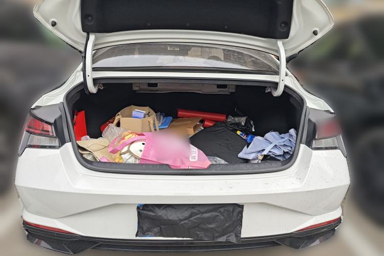 Used Hyundai Elantra 2022 1.5L CVT LUX Prestige Edition