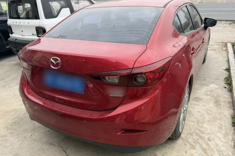 Used Mazda Mazda 3 Axela 2016 Sedan 2.0L Automatic Flagship Model