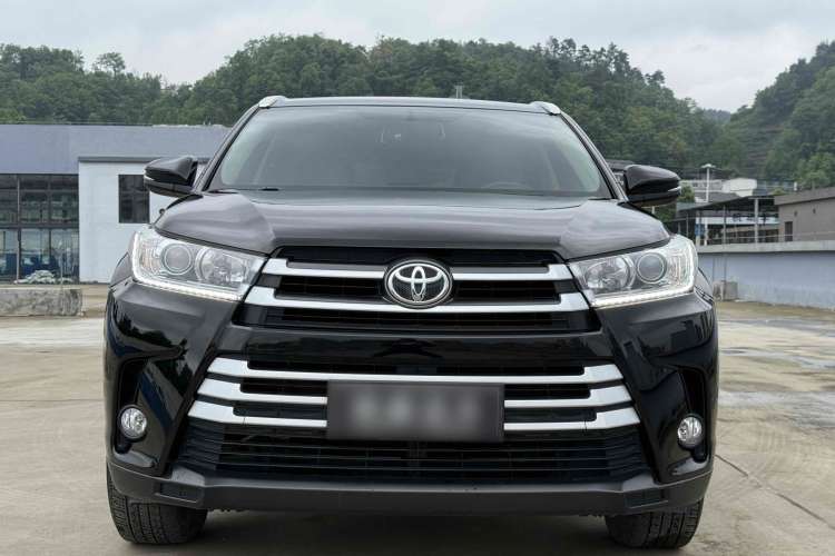 Used Toyota Highlander 2018 2.0T Two-Wheel Drive Elite Edition 7 Seats Emission Standard China V
