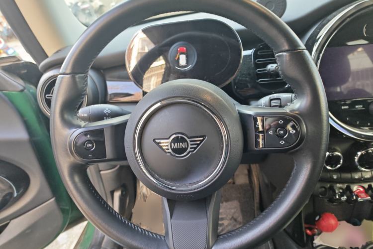 Used MINI MINI 2022 1.5T COOPER Classic Edition
