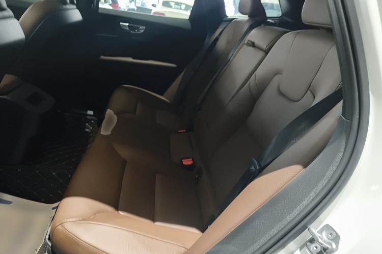 Used Volvo XC60 2023 B5 4x4 Smart Luxury Edition
