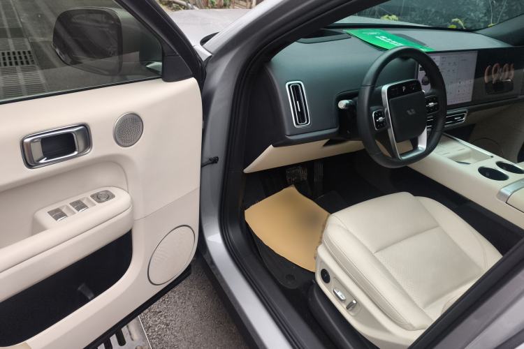 Used Li Auto L6 2024 Pro Model
