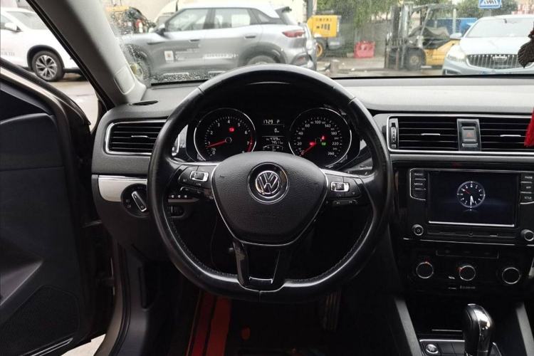 Used Volkswagen Sagitar 2018 1.6L Automatic Comfort Model
