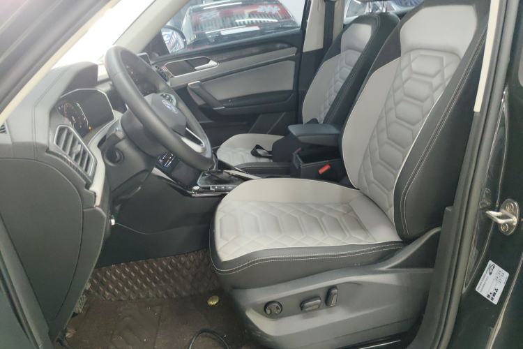 Used Volkswagen Tayron 2023 330TSI Two-Wheel-Drive Luxury Plus Advanced Version