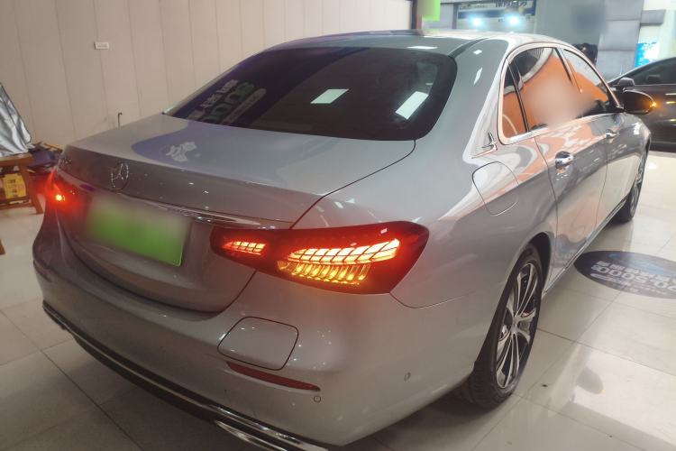 Used Mercedes-Benz E-Class New Energy 2022 Second Facelift E 350 e L Plug-in Hybrid Sedan
