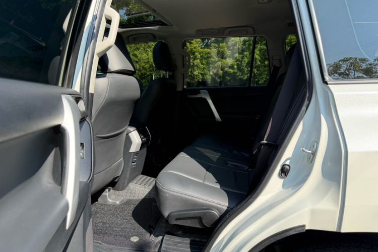 Used Toyota Prado 2018 3.5L Automatic TX
