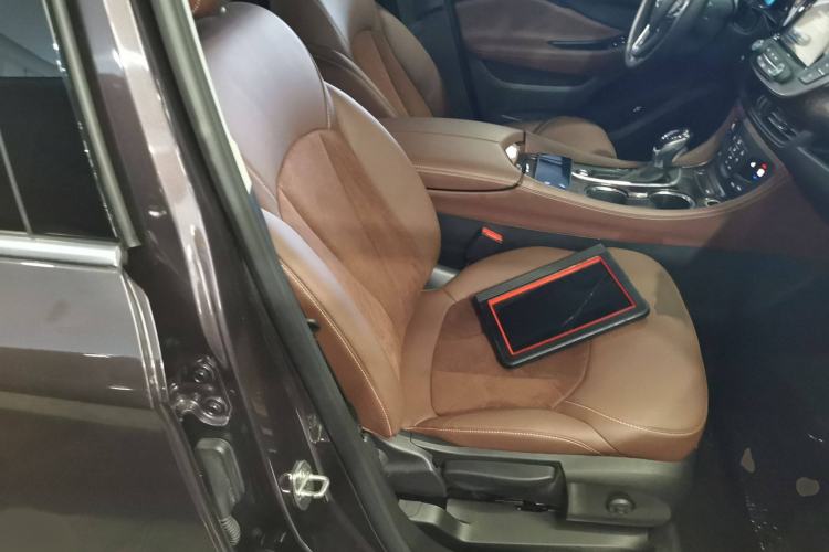 Used Buick Envision 2017 28T Four-Wheel Drive Elite Model
