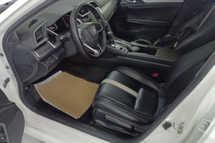 Used Honda Civic 2016 220TURBO CVT Luxury Edition
