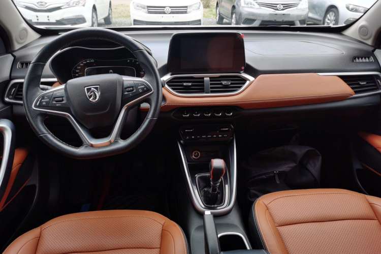 Used Baojun 510 2017 1.5L Manual Luxury Model
