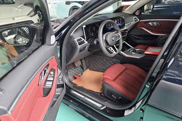 Used BMW 3 Series 2025 330Li M Sport Shadowline Package
