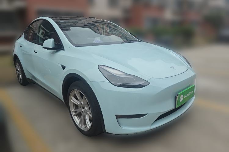 Used Tesla Model Y 2022 Long-Range All-Wheel-Drive Version