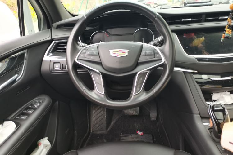 Used Cadillac XT5 2021 28T Luxury Version
