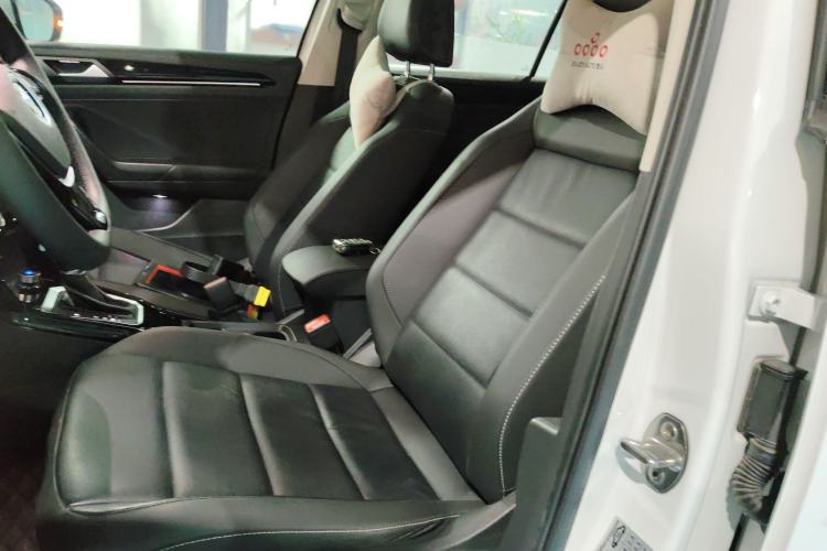 Used Volkswagen T-ROC 2022 280TSI DSG Two-Wheel Drive Comfort PLUS
