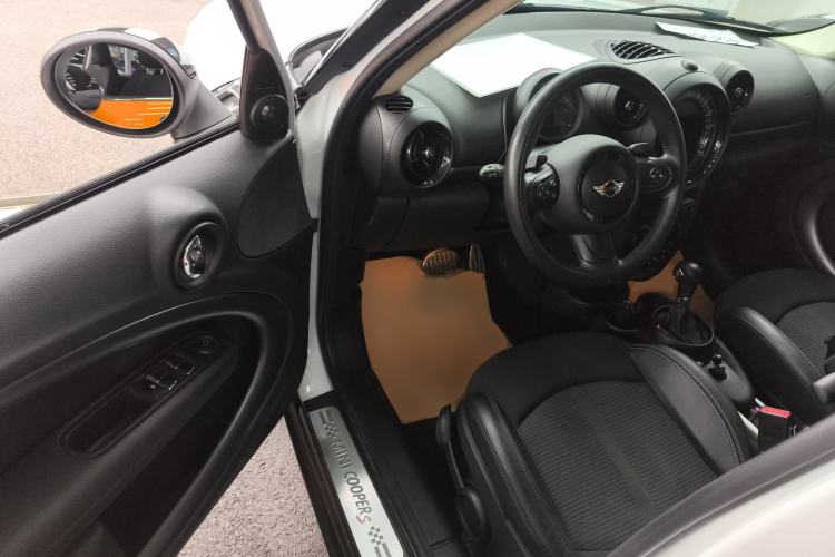 Used  Countryman 2014 1.6T COOPER S
