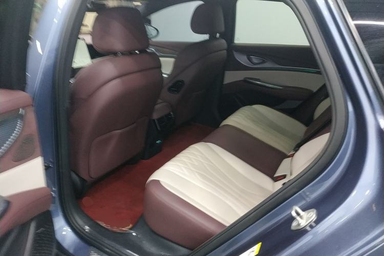 Used BYD Seal 2024 HONOR Edition DM-i 1.5T 121km Flagship Model
