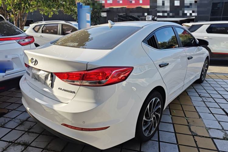 Used Hyundai Elantra 2019 1.5L CVT ZhiXuan – Elite Version
