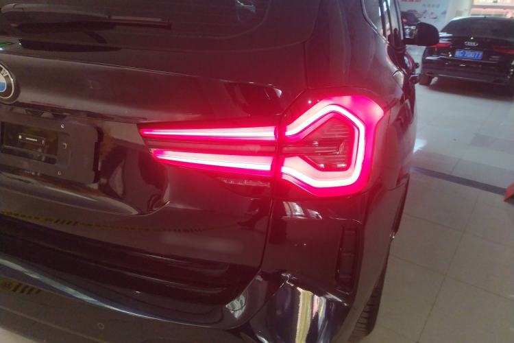 Used BMW X3 2023 Restyled xDrive30i Leading Edition M Night Sky Package
