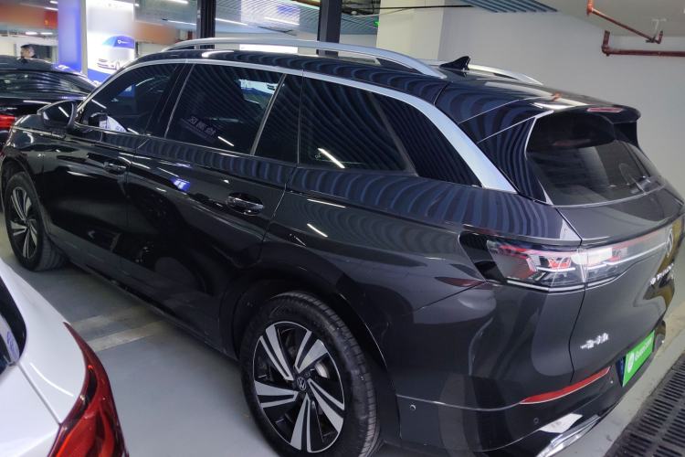 Used Volkswagen Talagon 2024 Facelifted 380TSI All-Wheel Drive R-Line Cruise Premium Edition
