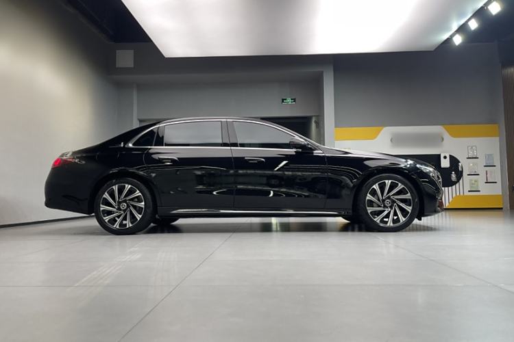 Used Mercedes-Benz E-Class 2025 E 300 L Luxury Model