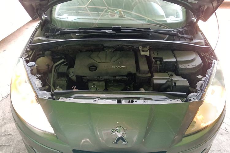 Used Peugeot 408 2013 1.6L Automatic Comfort Edition
