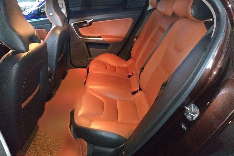 Used Volvo S60 2018 S60L T4 Smart & Ambitious Edition
