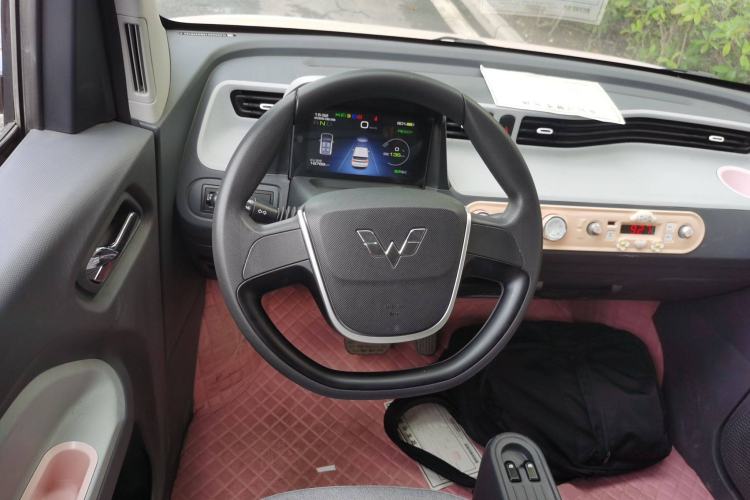 Used Wuling Hongguang MINIEV 2022 Macaron Premium Model – Lithium Iron Phosphate
