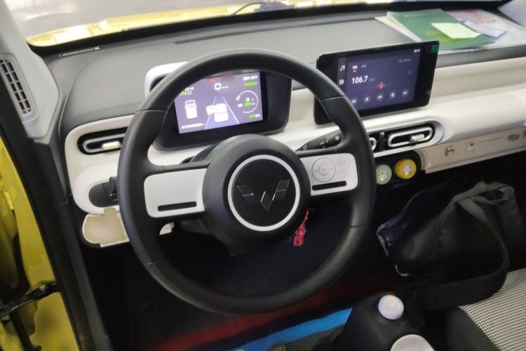 Used Wuling Hongguang MINIEV 2024 3rd Generation 215km Youth Edition