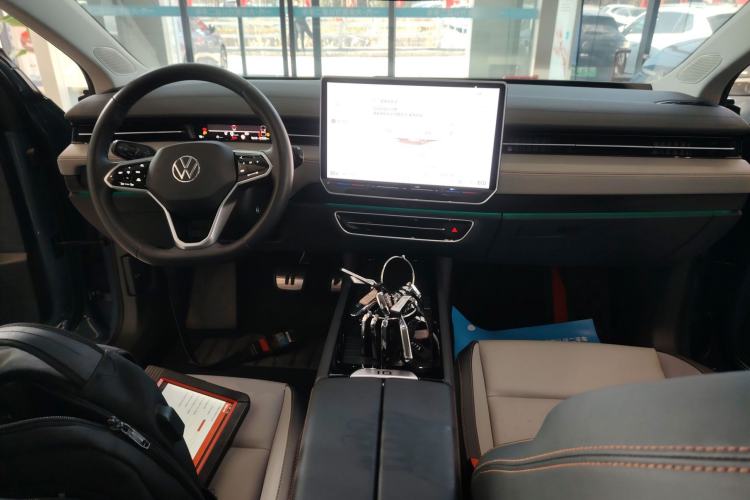 Used Volkswagen ID.7 VIZZION 2024 AIR model