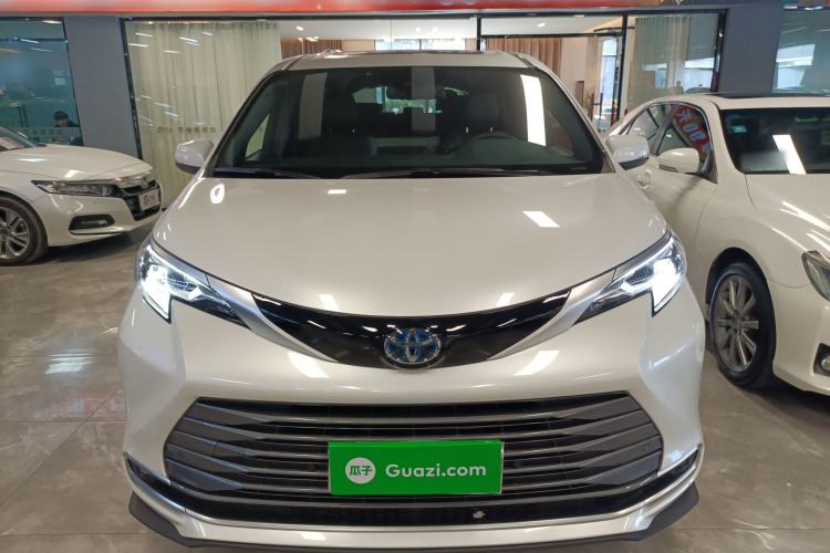 Used Toyota Sienna 2021 2.5L Hybrid Ultimate Edition
