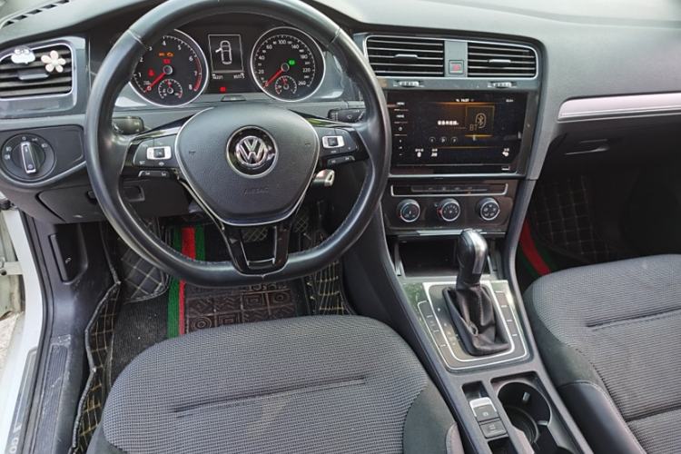 Used Volkswagen Golf 2020 280TSI DSG Comfort Version
