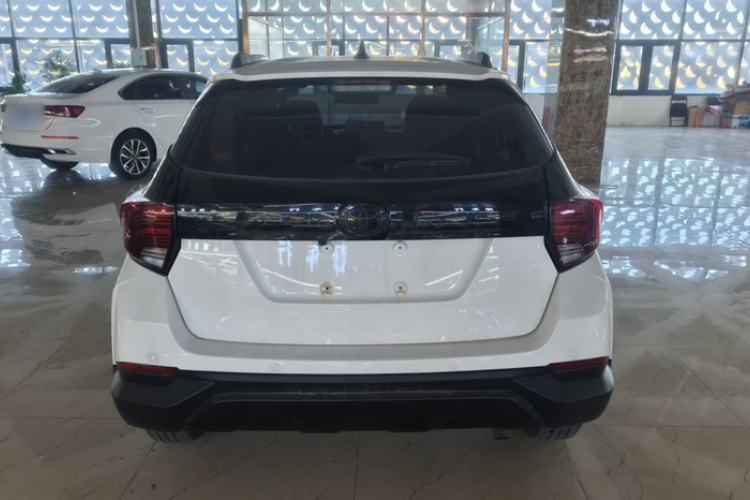 Used Toyota YARiS L 2021 X-Trail 1.5L CVT Luxury Edition
