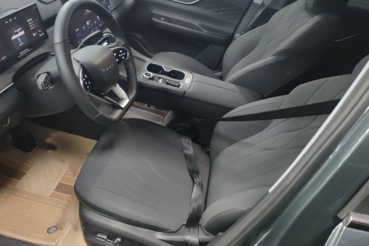 Used Chery Fengyun T8 2025 1.5T 130 km Comfort Edition 7-Seater