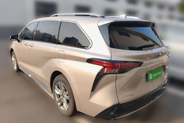 Used Toyota Sienna 2021 2.5L Hybrid Ultimate Edition
