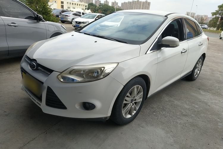 Used Ford Focus 2012 Sedan 1.6L Automatic Comfort Model
