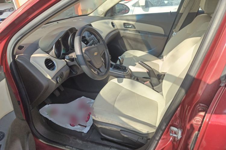 Used Chevrolet Cruze 2015 1.5L Classic SL MT
