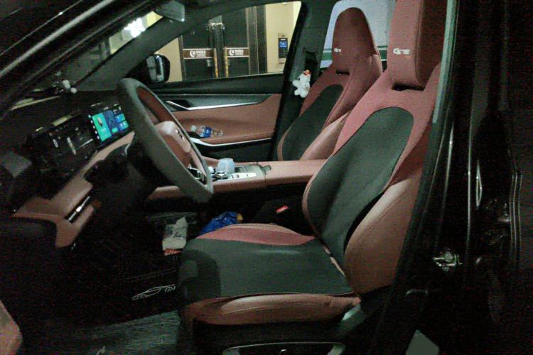 Used Changan CS75 PLUS 2023 3rd Generation 1.5T Automatic Prestige Model
