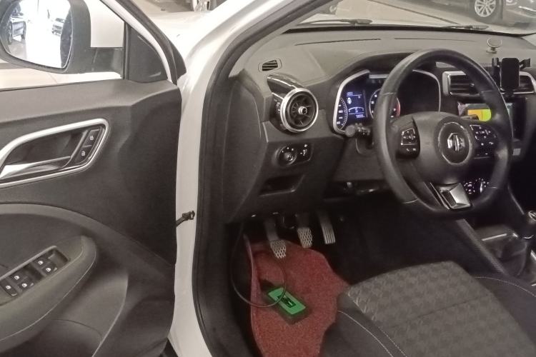 Used MG ZS 2018 1.5L Manual 65-inch Giant-Screen Sunroof Version China V Standard
