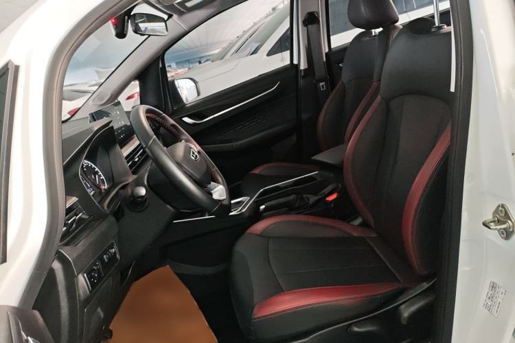 Used Geely Auto Vision X3 2021 PRO 1.5L CVT Deluxe Model
