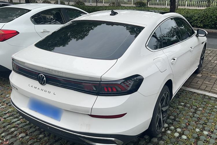 Used Volkswagen Lamando 2023 Lavida L 280TSI DSG Cool & Spicy Edition
