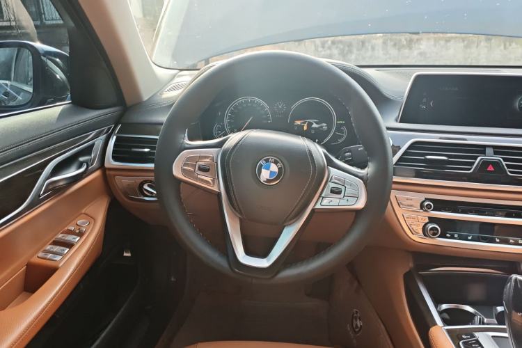 Used BMW 7 Series 2017 730Li Leading Model
