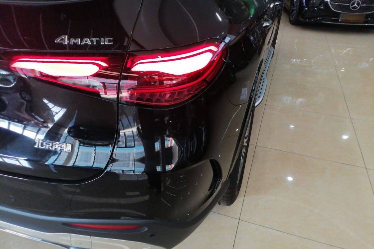 Used Mercedes-Benz GLC 2023 GLC 300 L 4MATIC Dynamic Edition 5-seater
