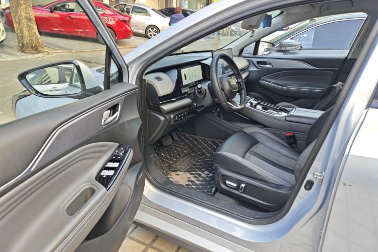 Used AION S Plus 2022 70 Intelligent Edition
