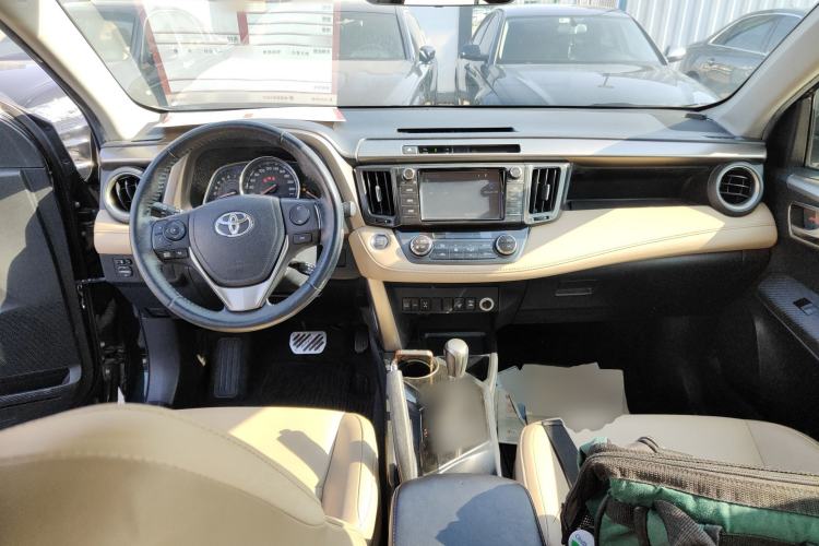 Used Toyota RAV4 2015 2.0L CVT Four-Wheel Drive New Edition
